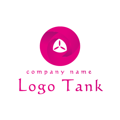 ピンク色のサークルモダンロゴ 未設定,ロゴタンク,ロゴ,ロゴマーク,作成,制作