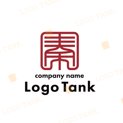 赤の四角の中に漢字を思わせる模様のロゴ