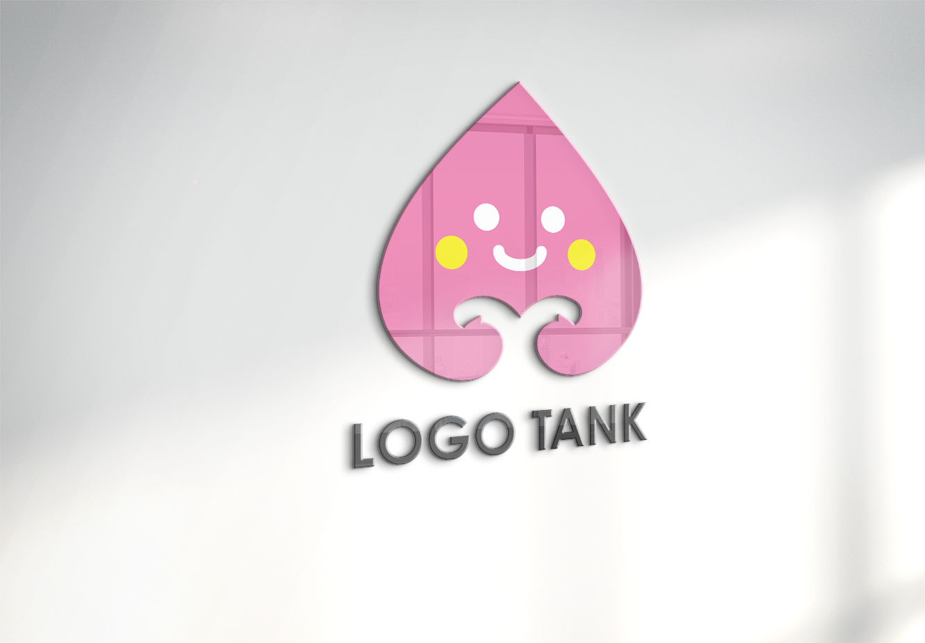 愛をテーマにしたスマイルロゴマーク ハート / 愛 / ラブ / 可愛い / お城 / 結婚 / 家族 / キッズ / キュート / 恋 / ニッコリ / 笑う / 笑顔 / スマイル / セラピー / キャラクターグッズ店 / 妊娠 / スクール / ショップ / ファミリー / 団体 / キャラクター / ピンク / 癒し /,ロゴタンク,ロゴ,ロゴマーク,作成,制作