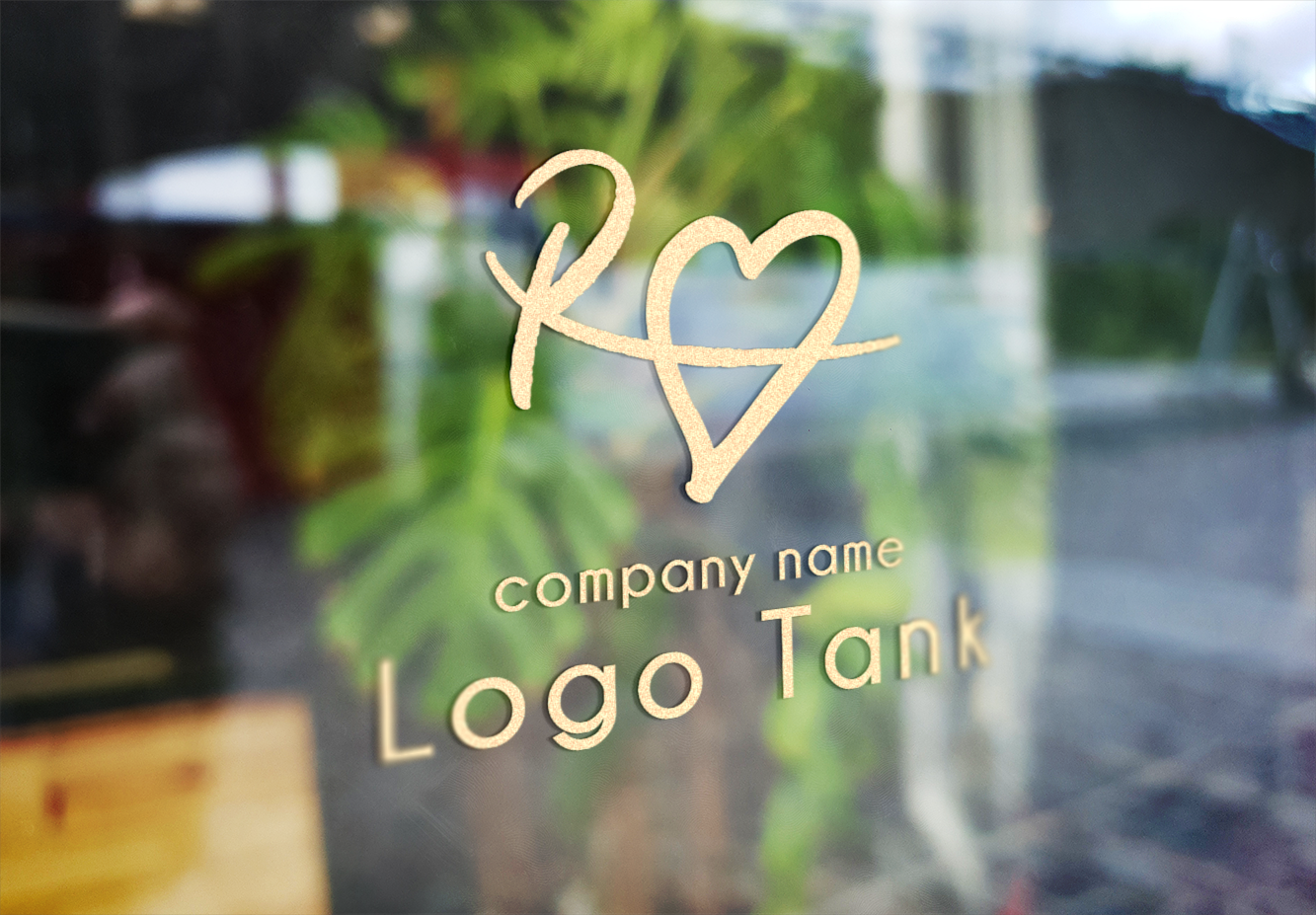 手書きのRとハートのロゴマーク ハート / 女性向け / かわいい / 柔らかい / ピンク / ナチュラル / シンプル / 上品 / ロゴマーク / ブランディング / 起業女子 / ハンドメイド / ネイルサロン / 美容室 / エステサロン / セラピスト / ベビー用品 / ギフトショップ / オンラインショップ / 作家活動 / ショップカード / セミオーダー / 女性起業家 / おしゃれロゴ / フェミニン /,ロゴタンク,ロゴ,ロゴマーク,作成,制作