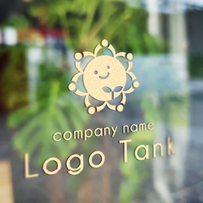 カッティングシート作成 | 太陽と笑顔と双葉をイメージしたロゴ