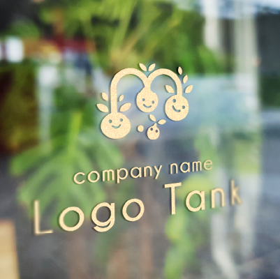 カッティングシート作成 | アルファベットのMと種子・笑顔をモチーフにしたロゴ