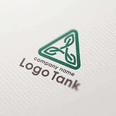 三つ葉模様の三角ロゴ