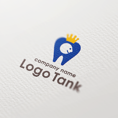 王冠と歯のロゴ