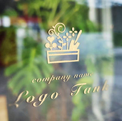 カッティングシート作成 | プランターと植物をイメージしたロゴ