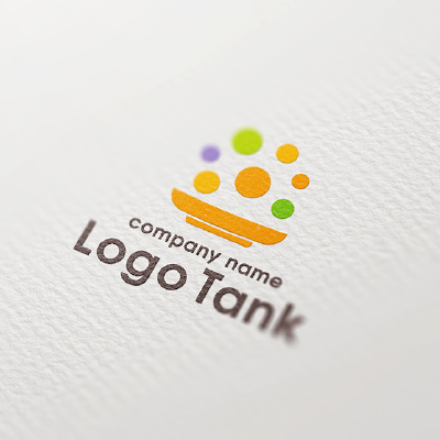 皿と食べ物のロゴ