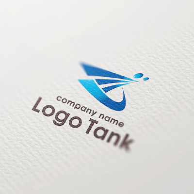 未来へ進むブルーのロゴ