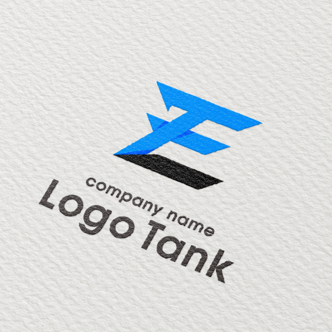 F＋斜線＋スピード感