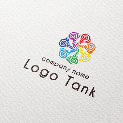 アジアンテイストな七色のロゴ