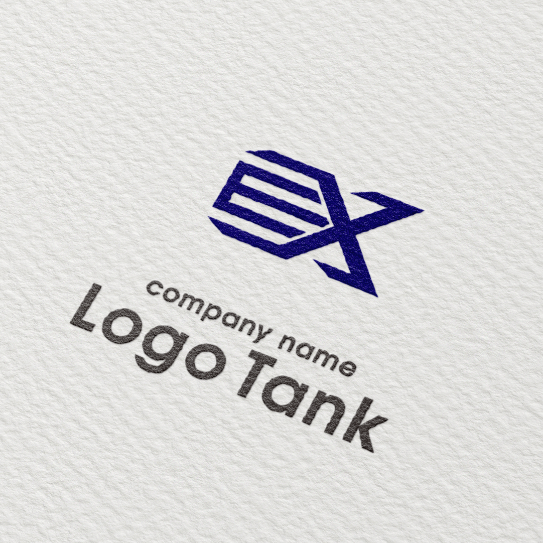 EとXをシャープに組み合わせた、スピード感と先進性を感じさせるロゴ