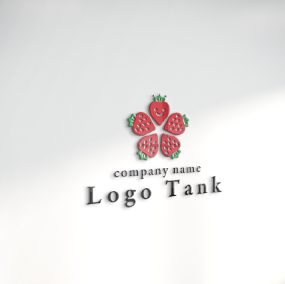 立体・カルプ看板作成 | いちごと笑顔・王冠をモチーフにしたロゴ