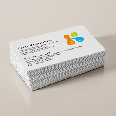 名刺・ショップカード作成 | アルファベットのKの文字をモチーフに笑顔が集まるロゴ