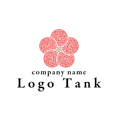 不思議な模様の梅の花のロゴ