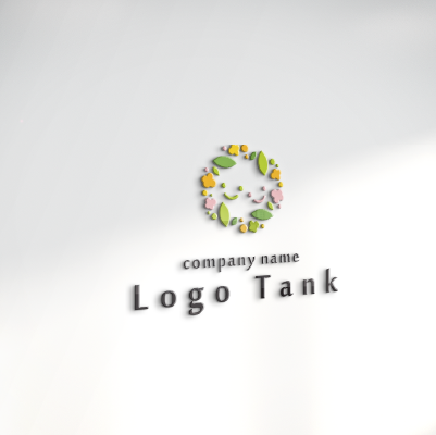 立体・カルプ看板作成 | 花輪の中に子供の笑顔が浮かぶロゴ