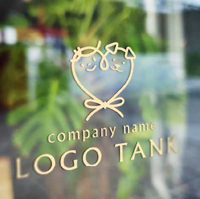 カッティングシート作成 | 人とペットとハート・結び目をモチーフにしたロゴ