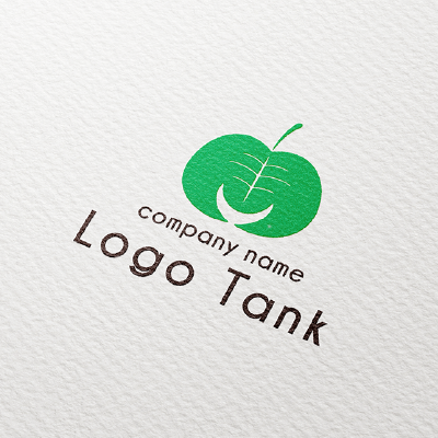 大きな葉をイメージしたロゴ