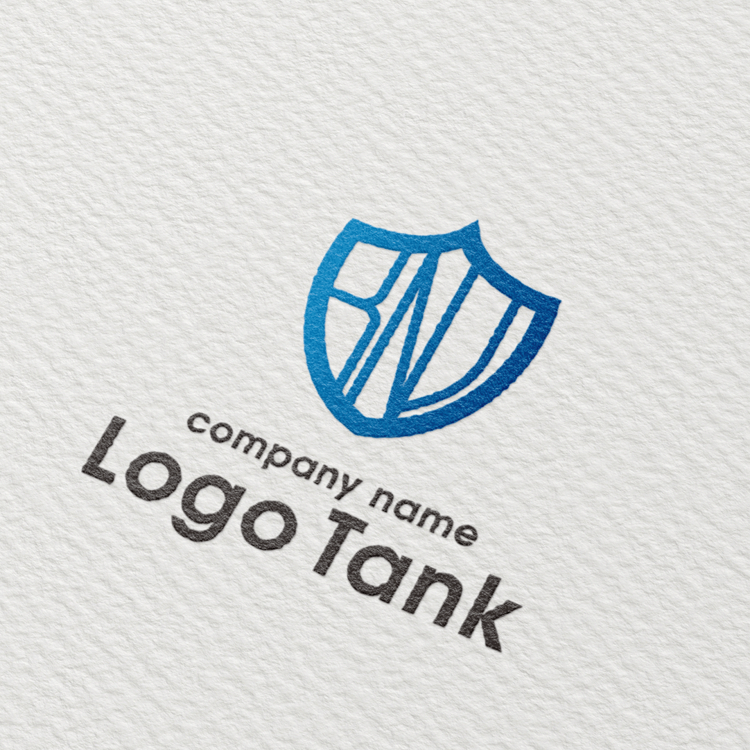 M×盾モチーフロゴ