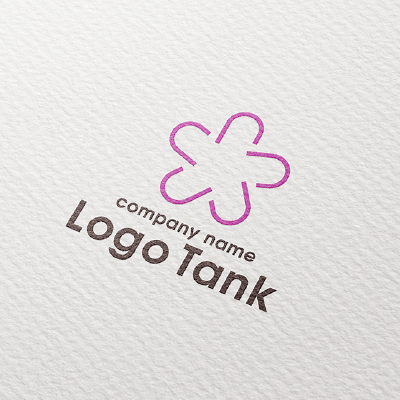 シンプルな花模様のロゴ