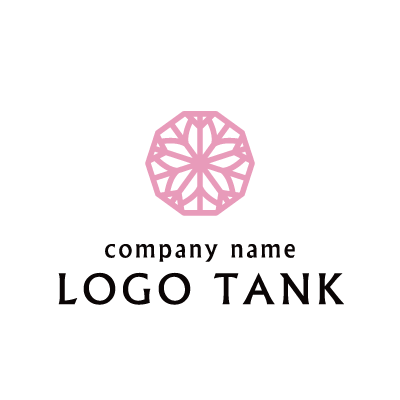 家紋風の桜をモチーフにしたロゴ