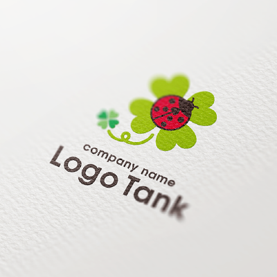 ダブルハッピーのロゴ