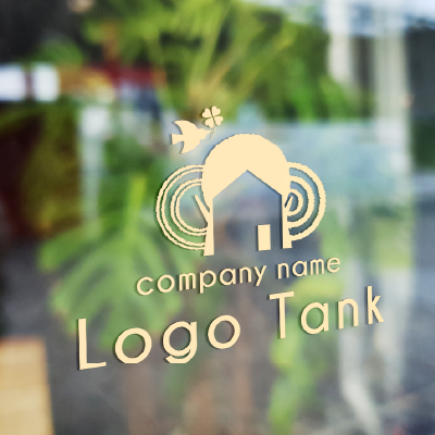 温もり溢れるHAPPYホーム 家/木/幸せ/Happy/カラフル/彩り/住まい/空間/温もり/居心地/青い鳥/四つ葉/クローバー/工務店/設計/自然/ナチュラル/カフェ/教育/介護/施設/病院/ /,ロゴタンク,ロゴ,ロゴマーク,作成,制作