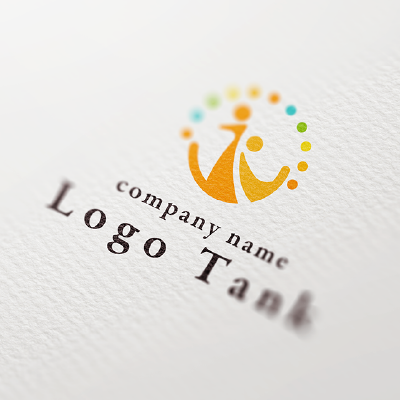 ひらがなの「え」をモチーフに人々が集まる様子をイメージしたロゴ