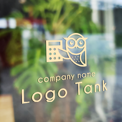 電卓を持ったフクロウ フクロウ/ふくろう/梟/鳥/電卓/計算機/青/信頼/親しみ/安心/堅実/不苦労/縁起物/士業/教育/ポップ/ナチュラル/シンプル/ /,ロゴタンク,ロゴ,ロゴマーク,作成,制作