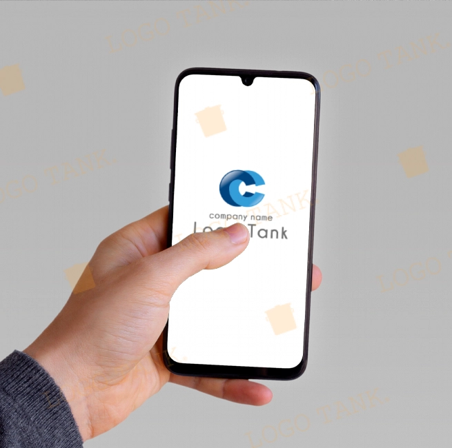 Webサイト活用スマホ表示イメージ | 「C」をモチーフにした「オシャレ」「スタイリッシュ」なロゴです。
