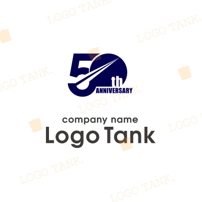 勢いとスピードを表現した50周年記念ロゴ