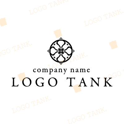 四方広がりのマークロゴ